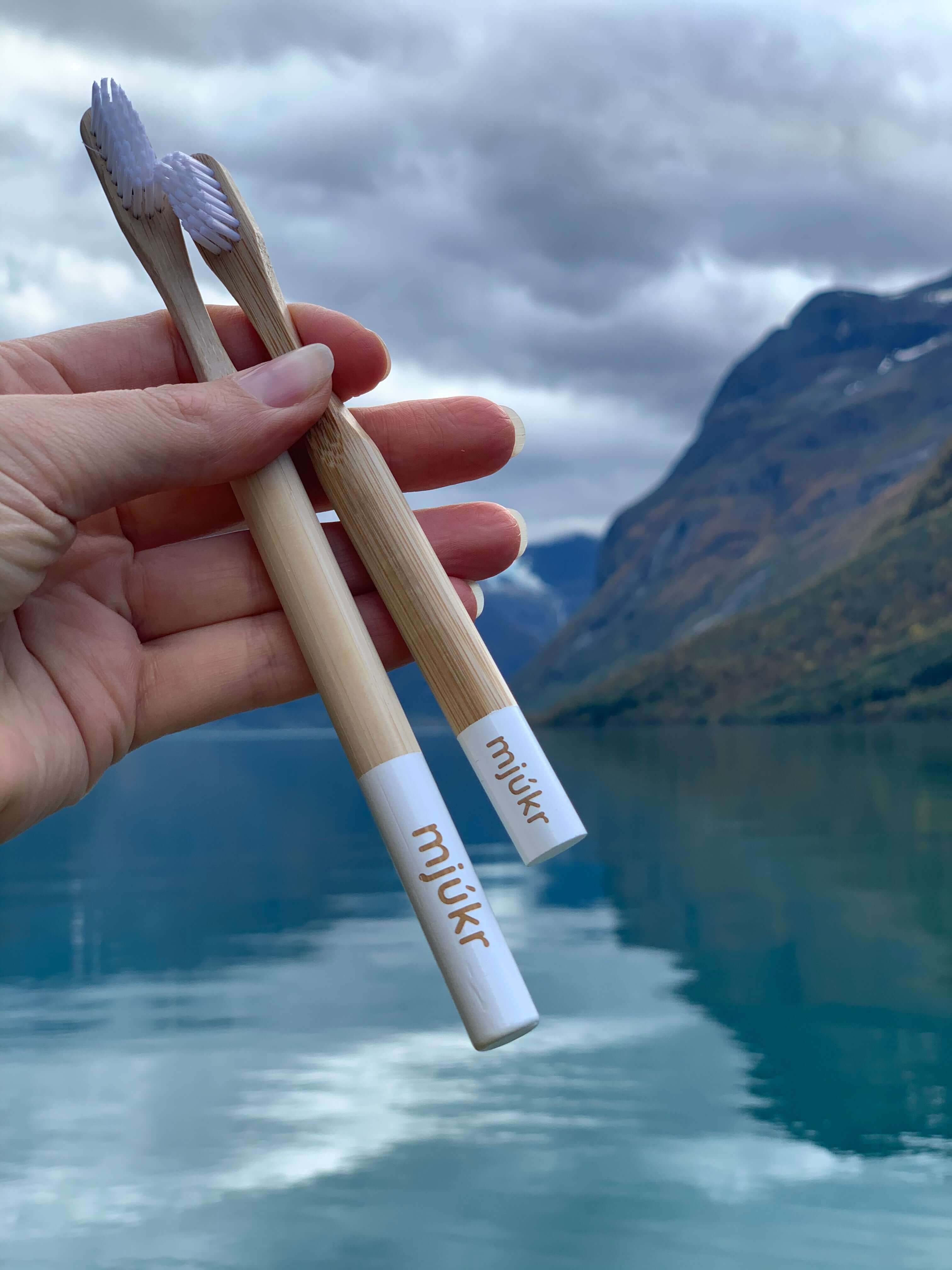 mjúkr NORWAY- Bambus Tannbørste (2 pk) - Image 3